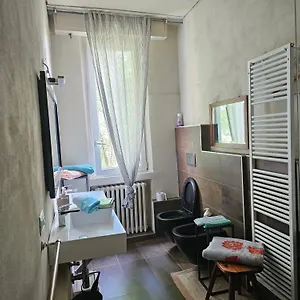 Casa Vincenzo 130 Mq Con Portico Ed Ingresso Esclusivo Dal Giardino Hébergement de vacances